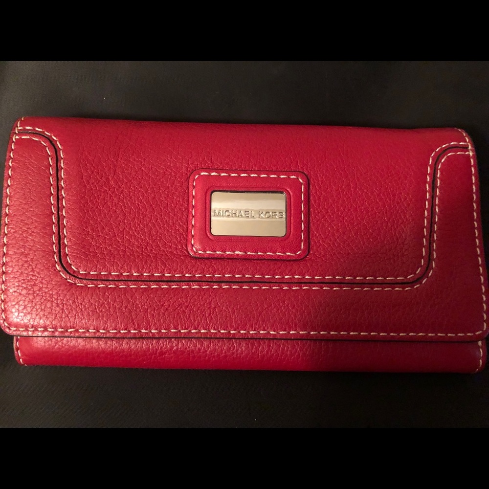 Authentic Michael Kors Wallet Double Snap Closure
